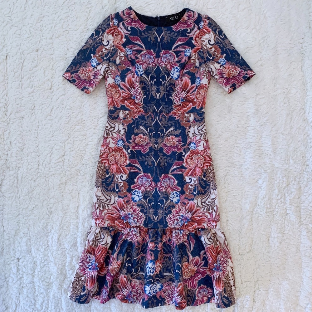 AKIRA Midi Mermaid Cocktail Dress Elegant Pattern